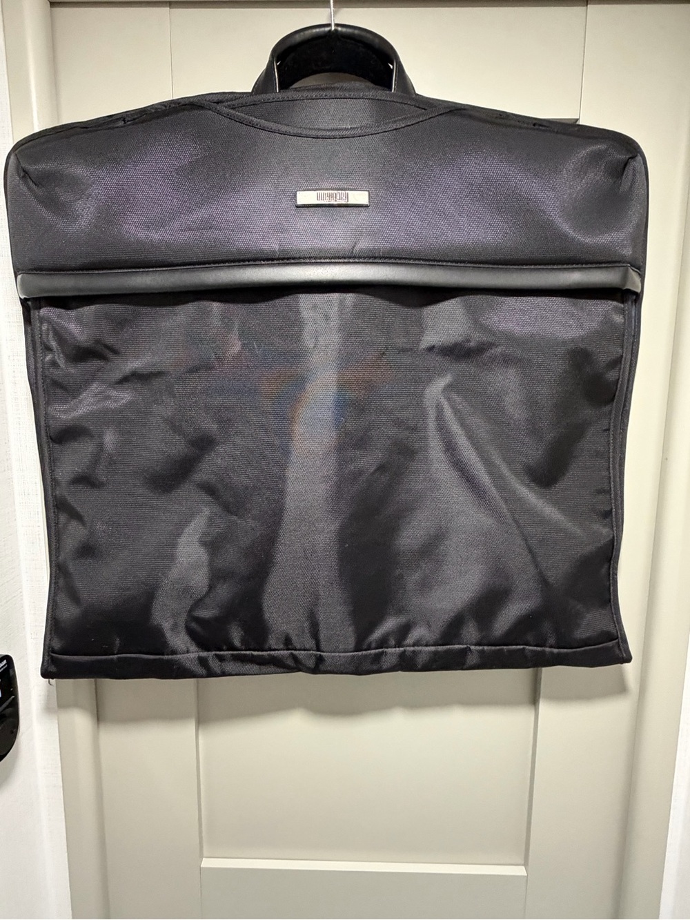 Hartmann Black Garment Bag for Men - Professional Travel & Storage